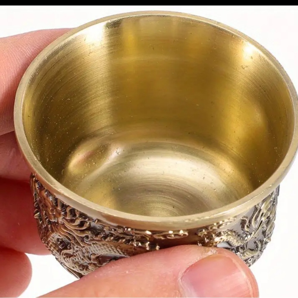 Sacred dragon brass teacup - Picture 3 of 9